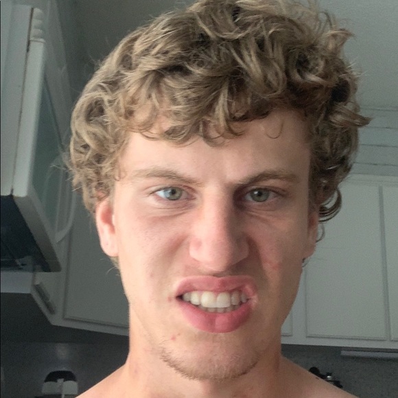 Meet your Posher, Matthew - Picture 1 of 1